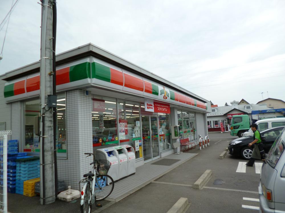 Convenience store. 1019m until Thanksgiving Sendai Kamiayashi shop