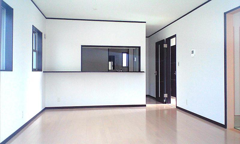 Same specifications photos (living). Same specifications Face-to-face kitchen