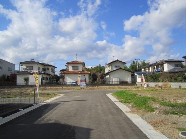 Local photos, including front road