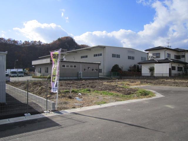 Local photos, including front road