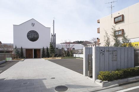 high school ・ College. 1100m to the private St. Dominic Academy High School