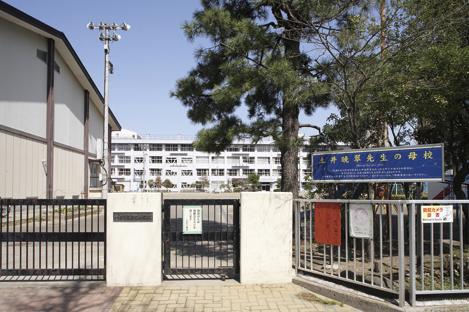 Primary school. Tatemachi until elementary school 2200m