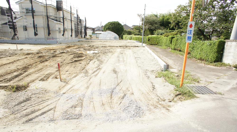 Local photos, including front road