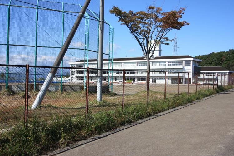 Junior high school. Minamiyoshinari 1900m until junior high school