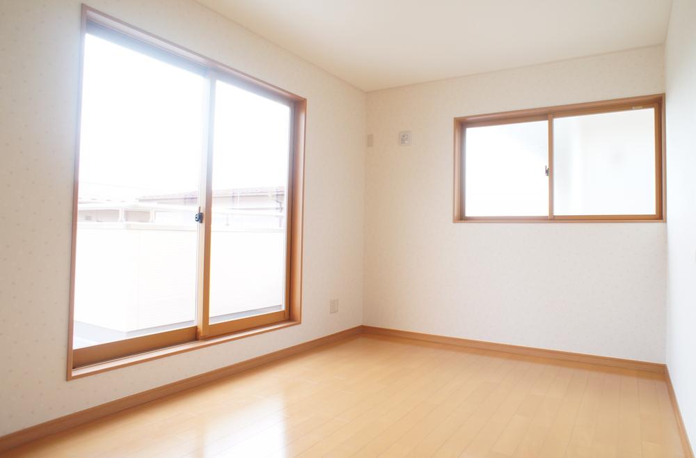 Non-living room. Same specifications Photos