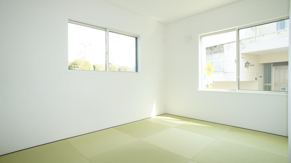 Non-living room. Same specifications Photos