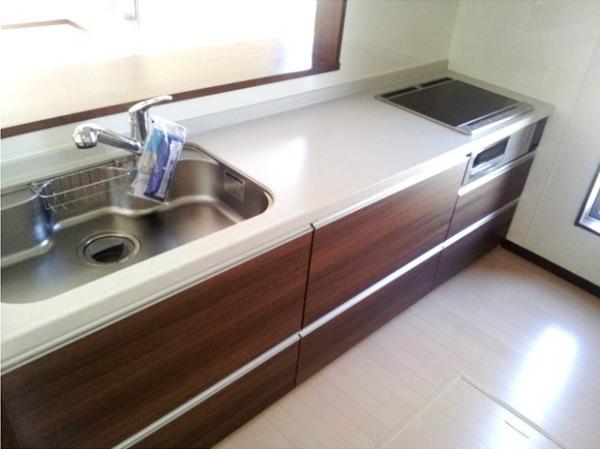 Same specifications photo (kitchen)
