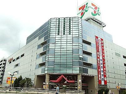 Convenience store. To Ito-Yokado 1300m