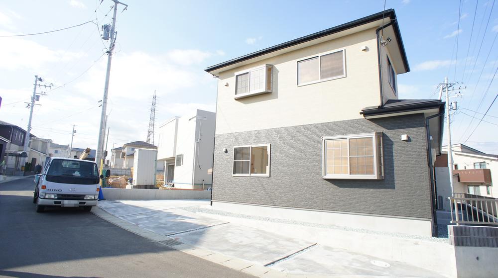 Local photos, including front road