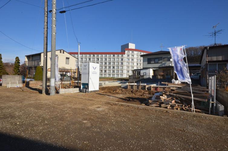 Local appearance photo. December 13, currently