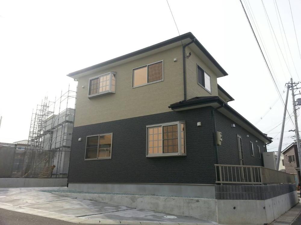 Local appearance photo