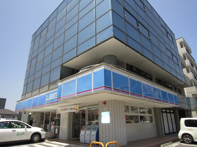 Convenience store. Lawson Sendai Izumi Chuo Sanchome store up (convenience store) 440m