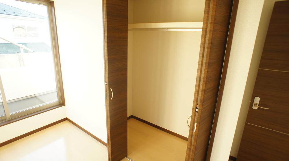 Same specifications photos (Other introspection). Storage same specification example