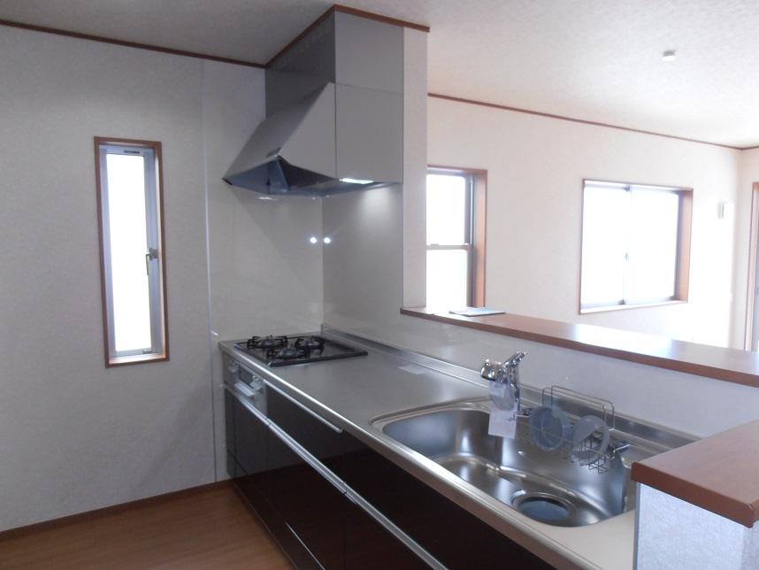 Kitchen. «Same specifications»