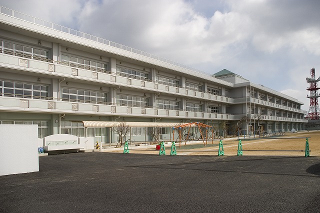 Primary school. Nanakita up to elementary school (elementary school) 80m