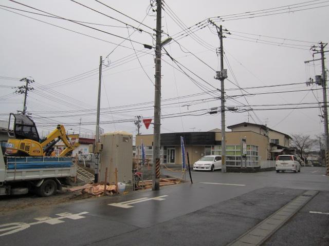 Local photos, including front road