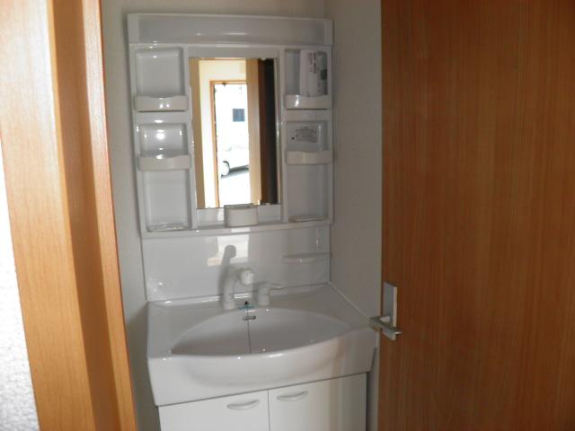 Same specifications photos (Other introspection). Same specifications