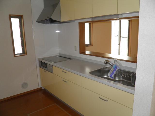 Same specifications photo (kitchen). Same specifications