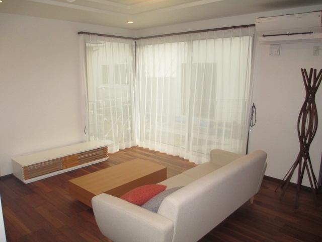 Living. Indoor (12 May 2013) Shooting