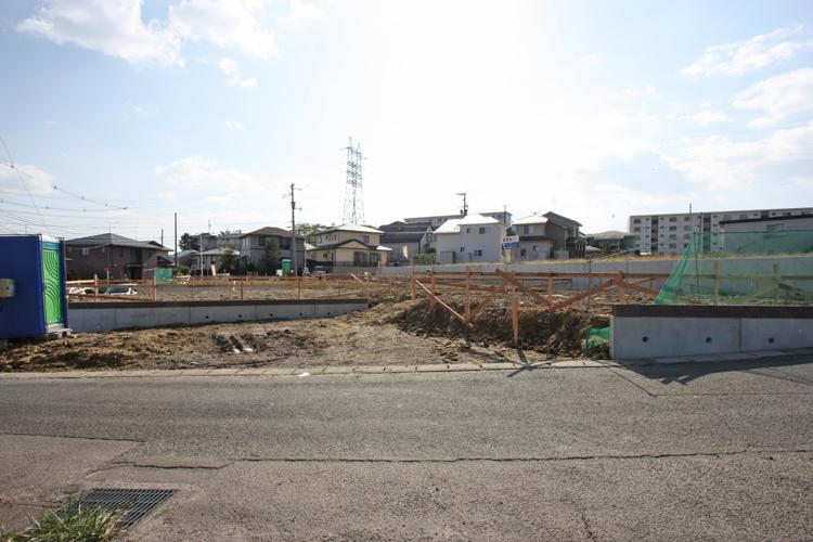 Local appearance photo. Local (11 May 2013) Shooting