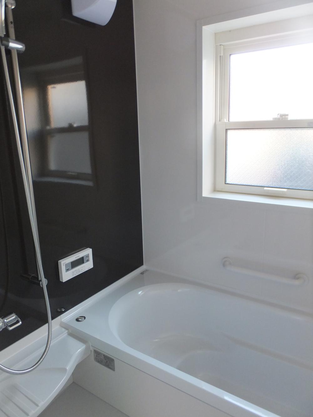 Bathroom. Local (11 May 2013) Shooting