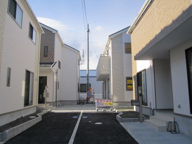 Local photos, including front road