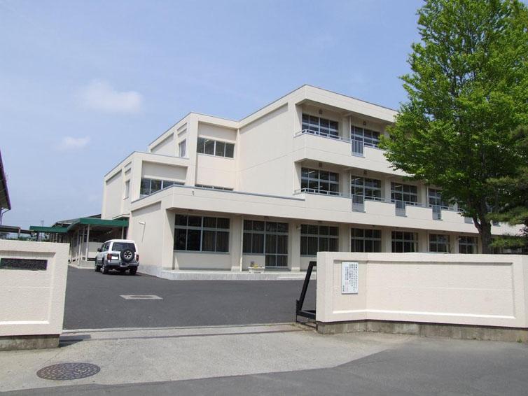 Junior high school. 1130m to Sendai Municipal Nakano Junior High School