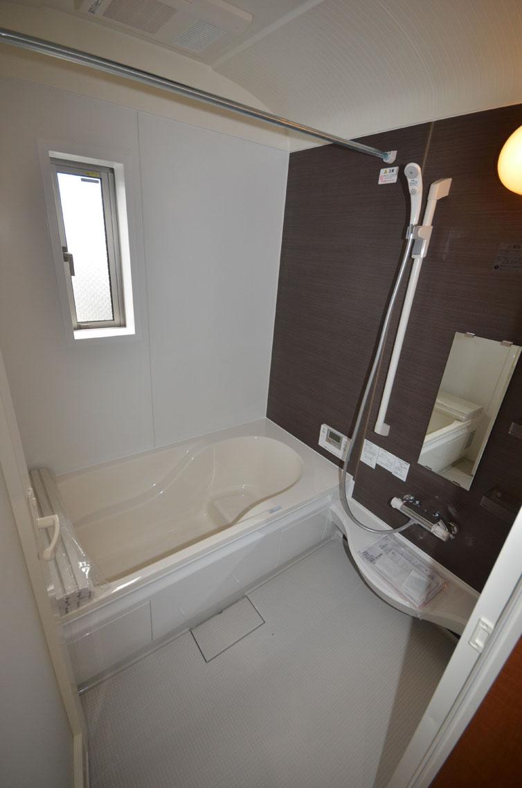 Bathroom. Bathroom ventilation ・ heating ・ With dryer