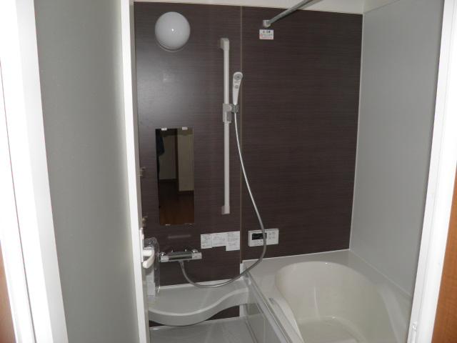 Same specifications photo (bathroom). Same specifications
