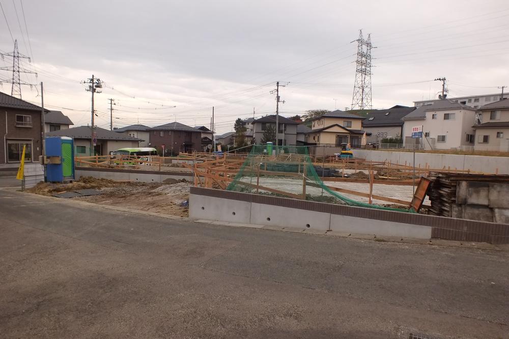 Local appearance photo. Local (11 May 2013) Shooting