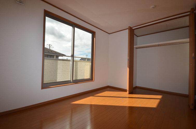 Non-living room. Western-style 6 Pledge Example of construction