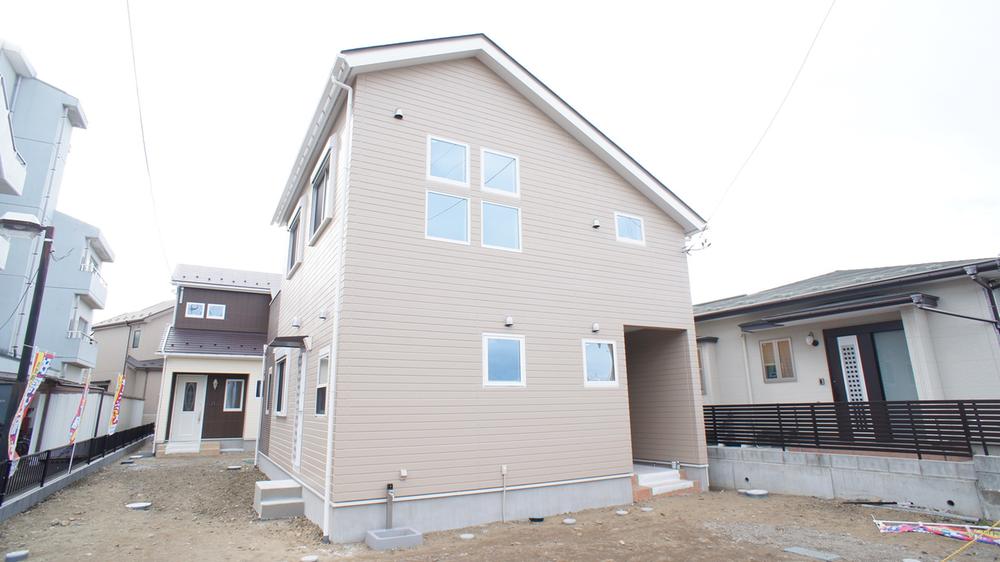 Local appearance photo