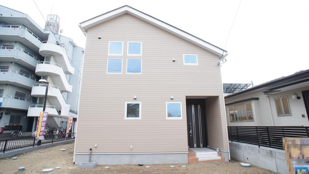 Local appearance photo