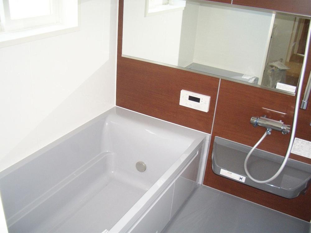Same specifications photo (bathroom). Same specification example