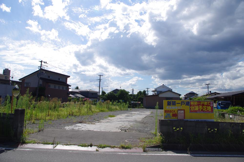 Local photos, including front road