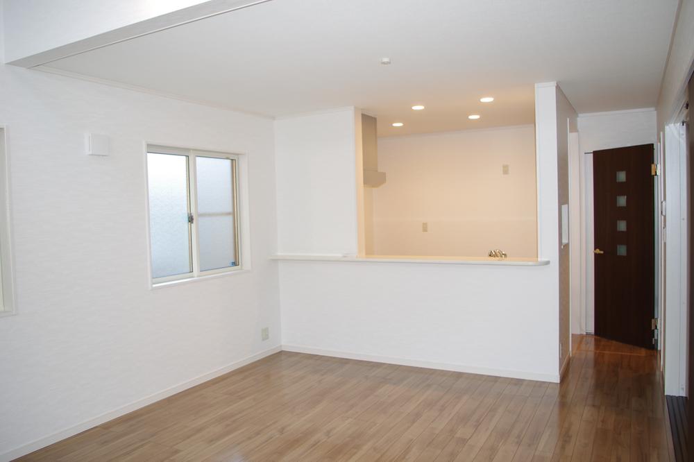 Same specifications photos (living). LDK same specification example