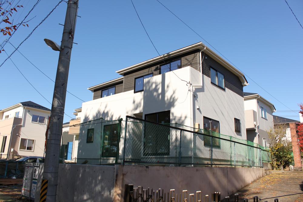 Local appearance photo