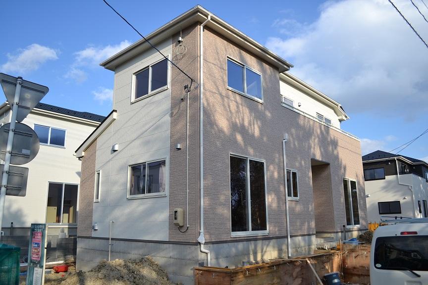 Local appearance photo. Local (12 May 2013) Shooting Building 2