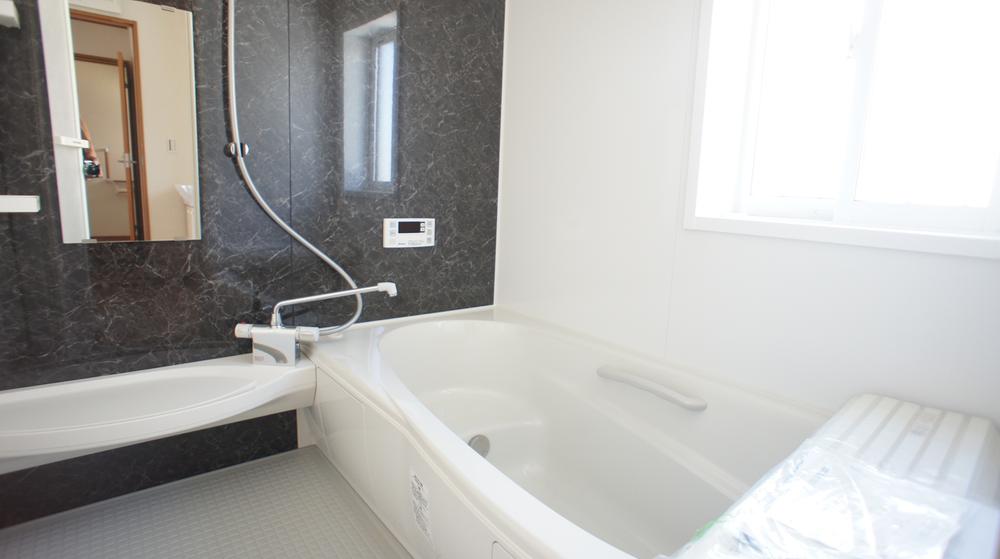 Same specifications photo (bathroom). Same specification example