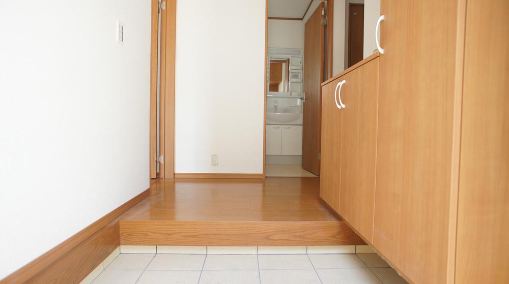 Entrance. Same specification example