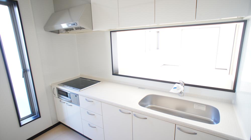 Same specifications photo (kitchen)