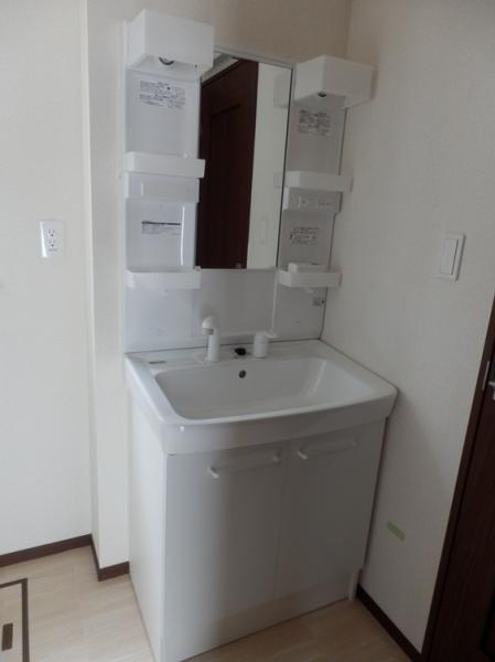 Same specifications photos (Other introspection)