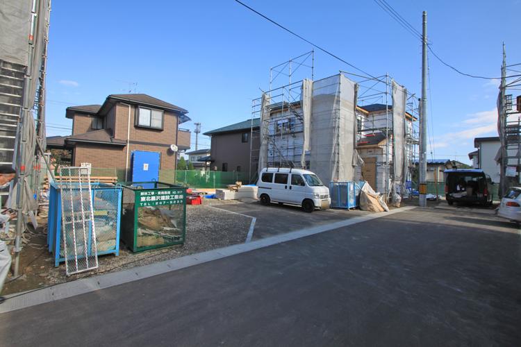 Local appearance photo. Local (10 May 2013) Shooting