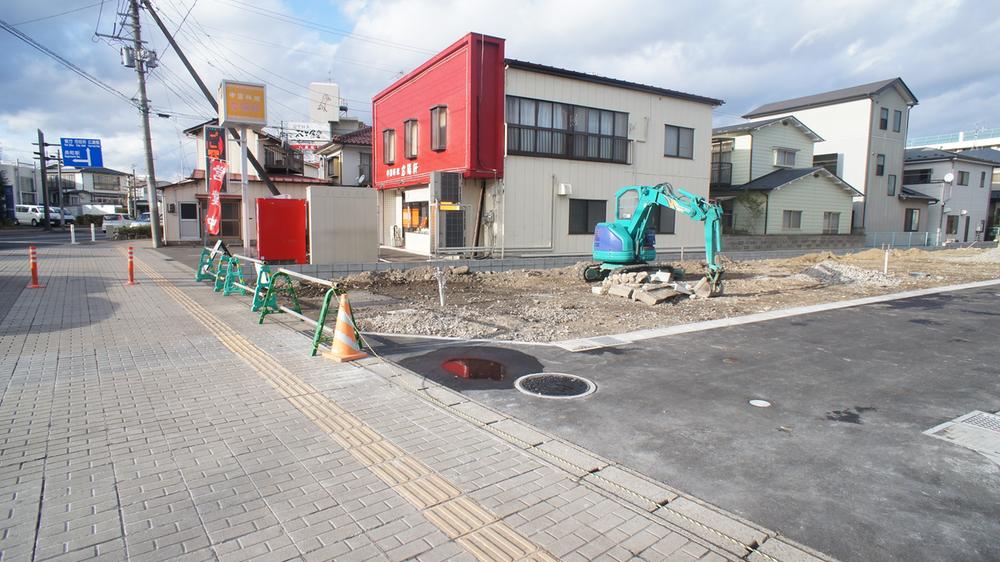 Local photos, including front road