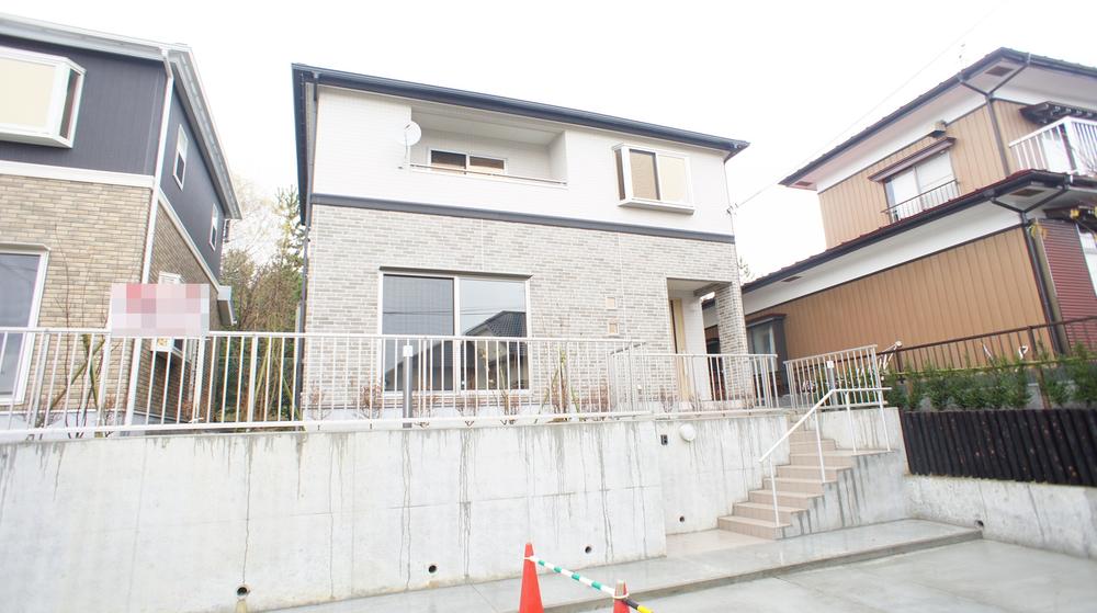 Local appearance photo