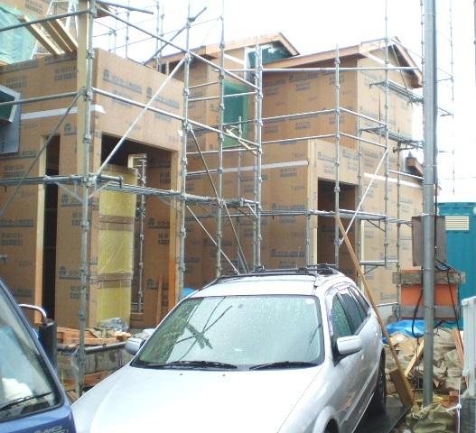 Local photos, including front road. Local (11 May 2013) Shooting