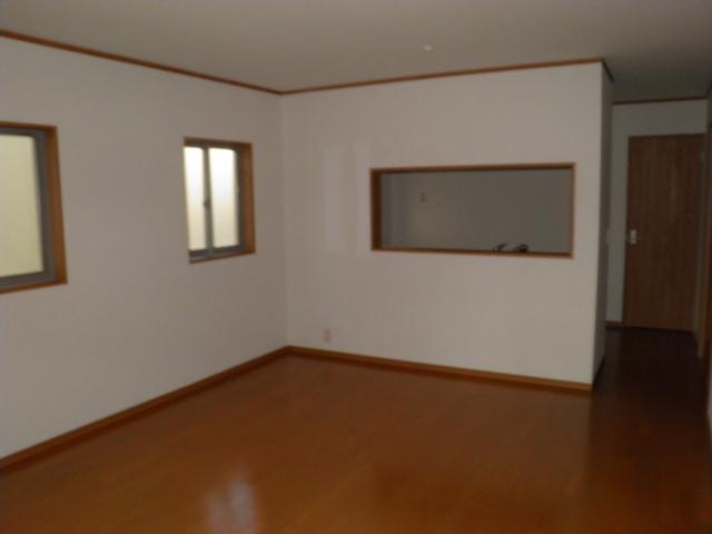 Living. 3 Building interior (December 2013) Shooting