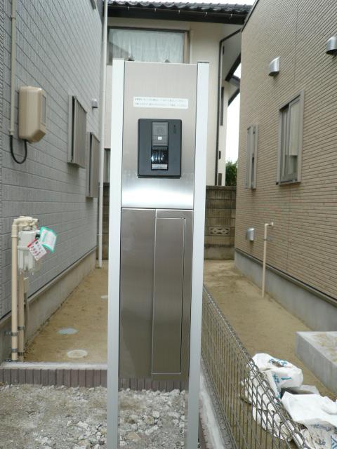 Security equipment. ● Intercom ●