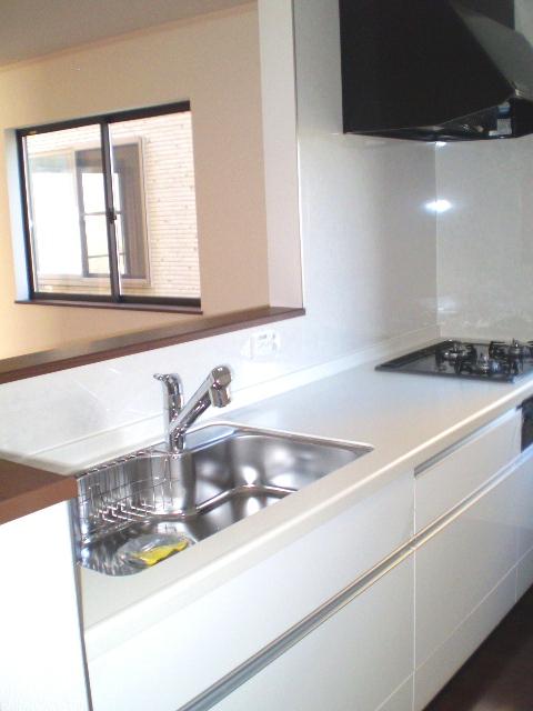 Kitchen. ● same specifications ●