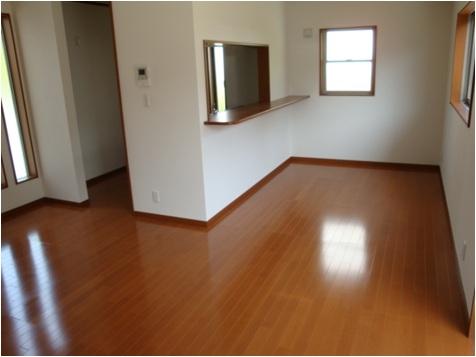 Same specifications photos (living)